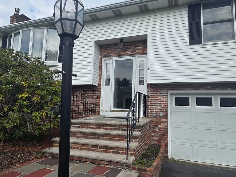 9 Arrowhead Dr #1 — Photo 35