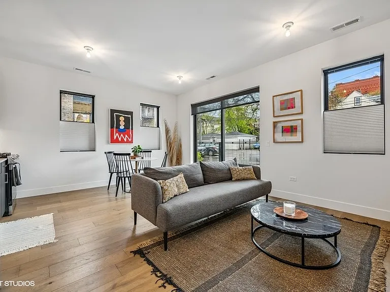 1847 N Humboldt Blvd #306 — Photo 3