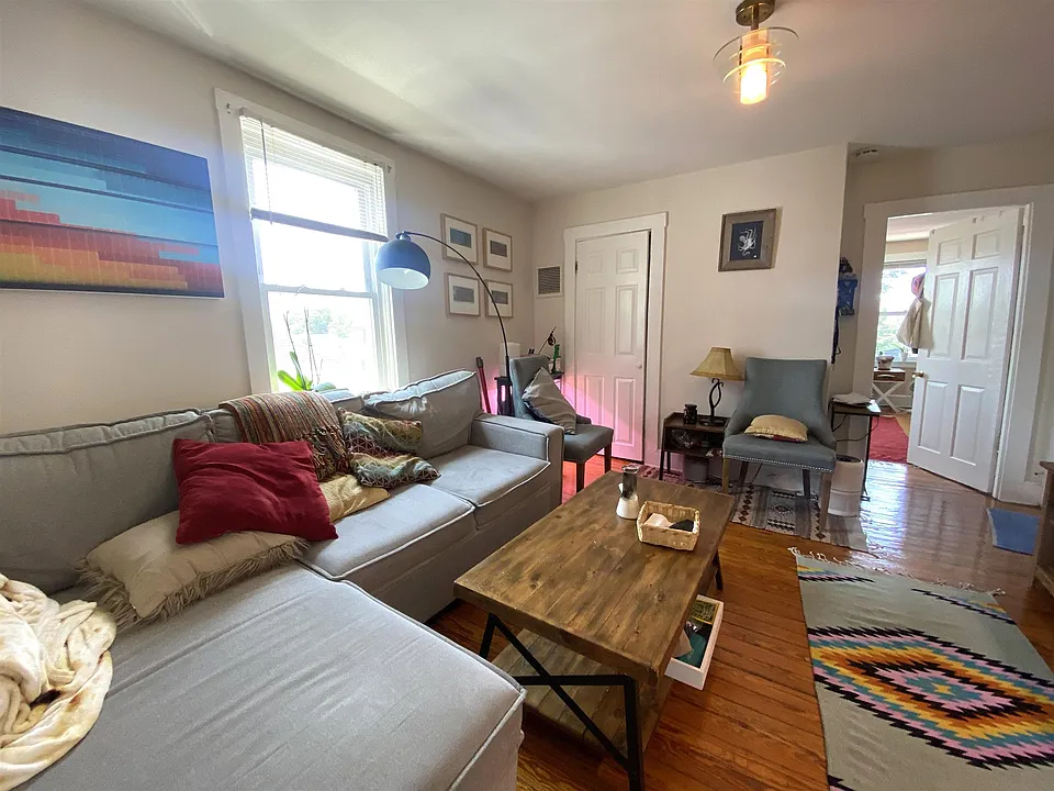 15 Prescott St #3