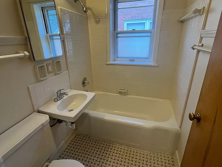 9010 W North Avenue — Photo 7