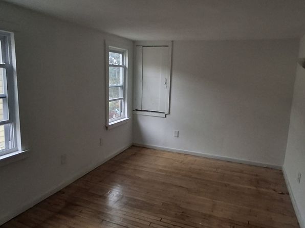 186 Smith St #1