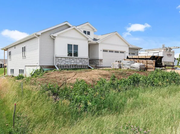 6695 Grouse Woods Road, Windsor, WI 53532