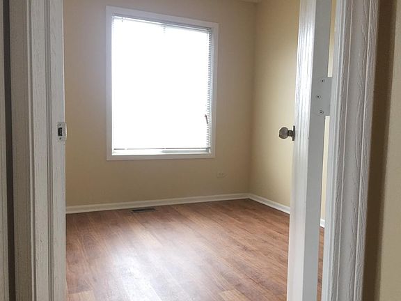 4th image of 1481 Andover Dr