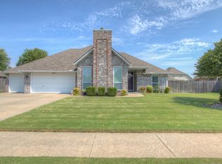 1500 E Granger St, Broken Arrow, OK 74012