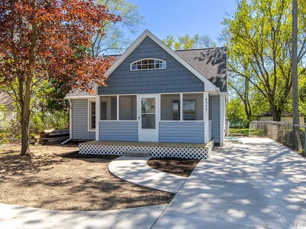 8345 Pontiac Lake Rd, White Lake, MI 48386