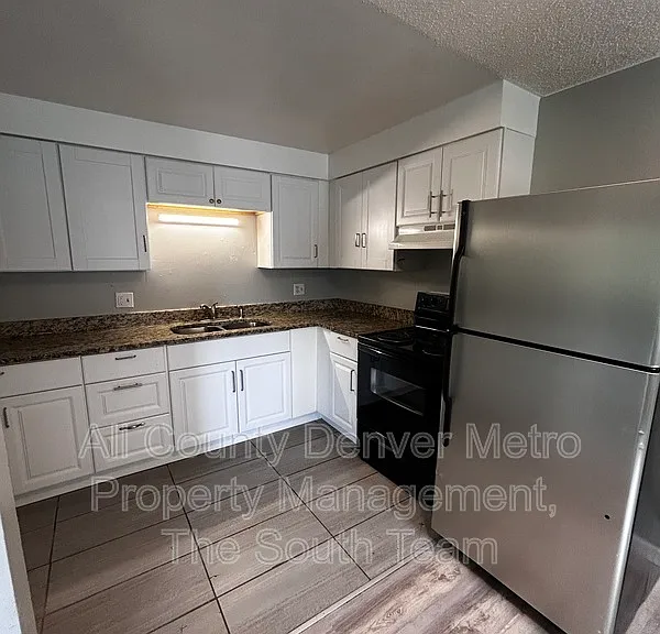 1720 Chester St #1 — Photo 1