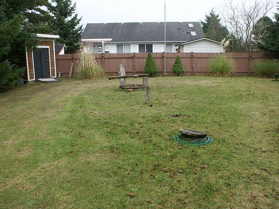 5th image of 376 Bass Ave NE