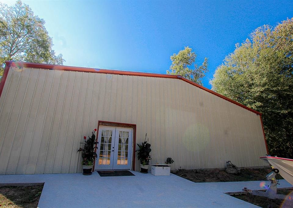 1st image of 199 Hall Dr S #A