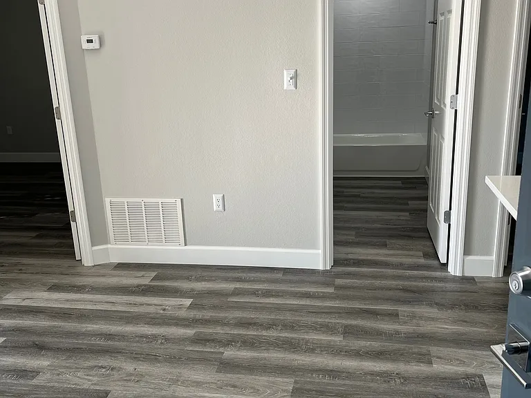 Spring Lake Apartments — Photo 120