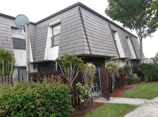 2607 NW 99th Ave, Coral Springs, FL 33065