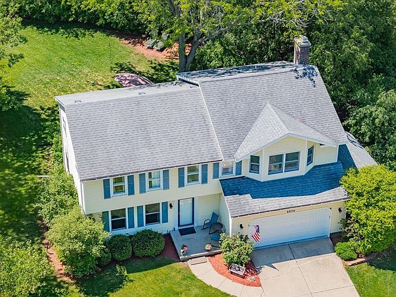 4th image of 2570 Roanoke Cir