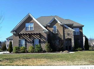 6402 Springs Mill Rd, Charlotte, NC 28277