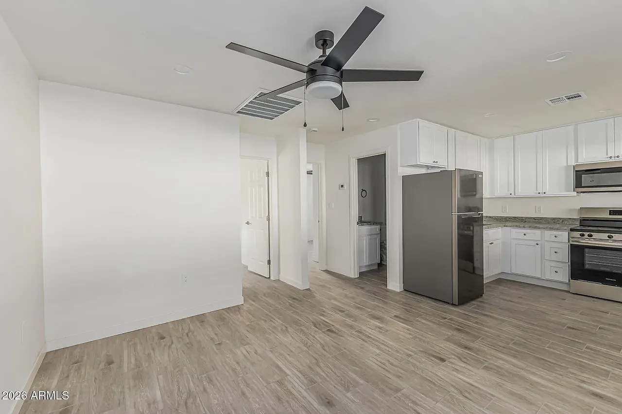 2 bed, $1,500 — Photo 2