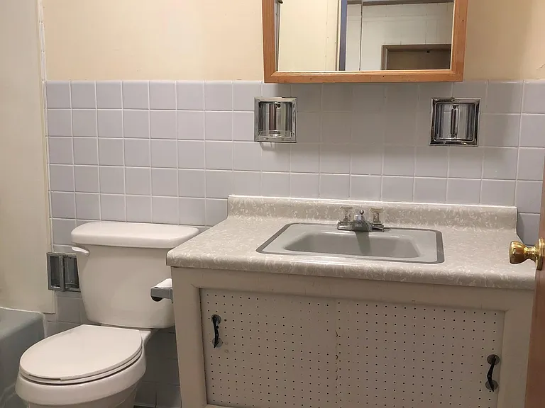50 Owego St #2 — Photo 9