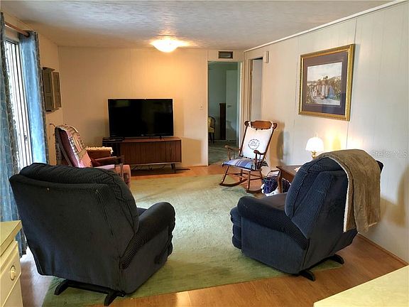 4th image of 35208 Dale Ave