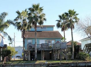 428 Pompano St, Bayou Vista, TX 77563