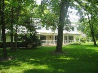1 Anglican Ln, Lincolnshire, IL