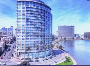 1 Lakeside Dr APT 302, Oakland, CA 94612