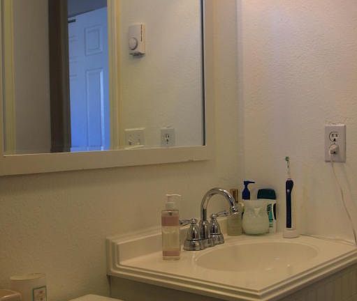 5th image of 750 Powderhorn Ln APT C-4