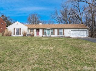 1654 Winding Trl, Springfield, OH 45503