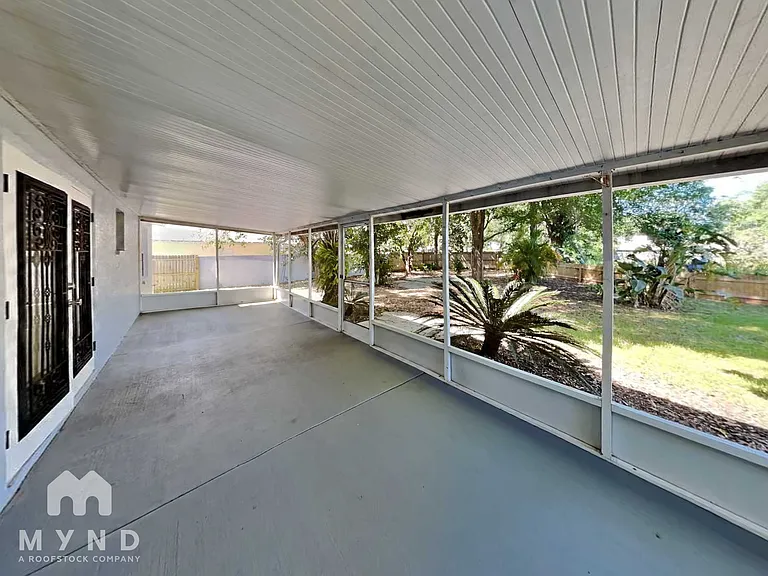 2125 Karen Dr — Photo 17
