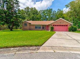 2 Queen Ann Ct, Ormond Beach, FL 32174