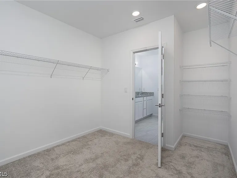 42428 Cascade Dr — Photo 16