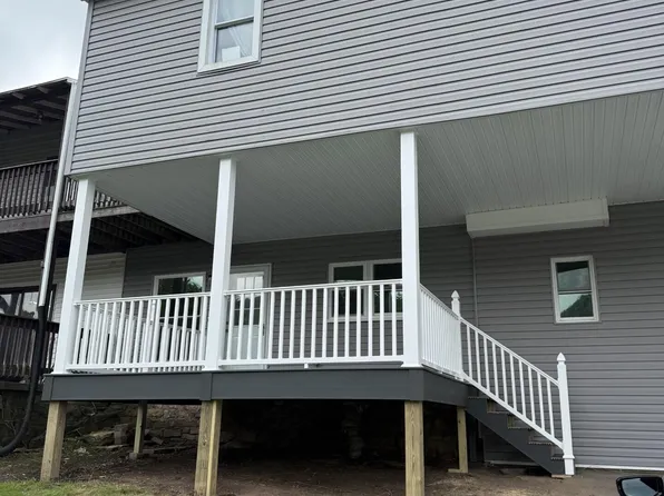 825 1/2 W Shamokin St, Trevorton, PA 17881