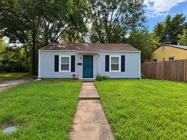 5429 College Ave, Kansas City, MO 64130