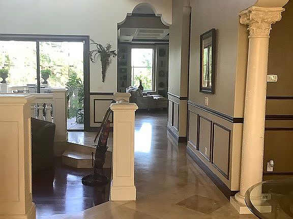3rd image of 107 Heron Dr