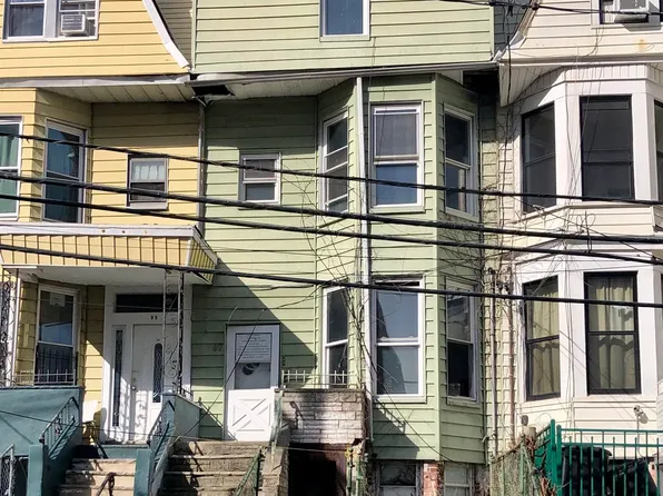 97 Clifton Pl, Jersey City, NJ 07304