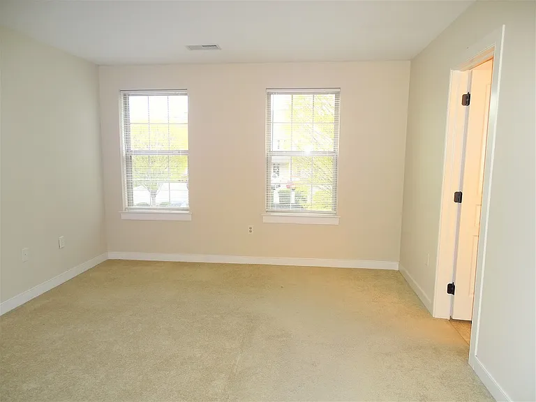 Stonecreek Court — Photo 11