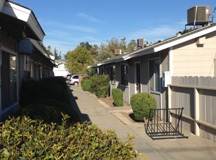 953 E St, Reedley, CA 93654