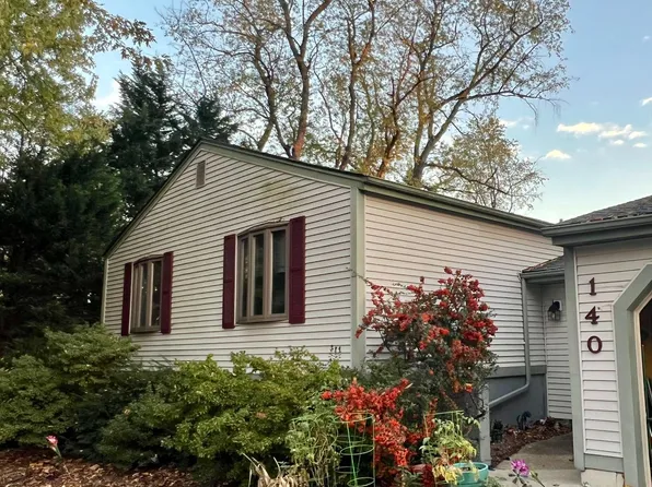 140 Garwood Dr, Bear, DE 19701