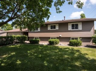 1771 Carnelian Ln, Eagan, MN 55122