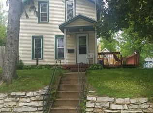 921 4th St SE, Rochester, MN 55904