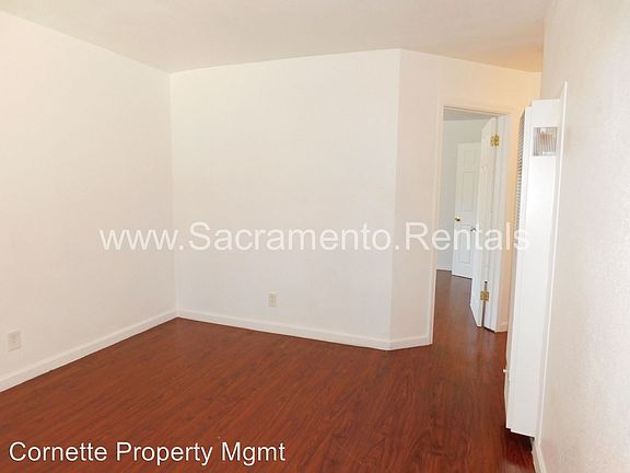 4th image of 2390 Oakmont St APT 1