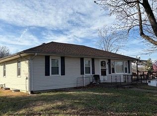 6717 Giant City Rd, Carbondale, IL 62902