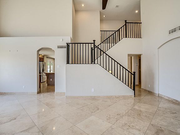 3rd image of 4715 E Verbena Dr