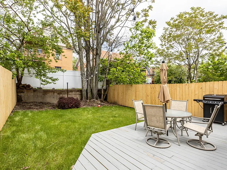 303 Kathleen St — Photo 5