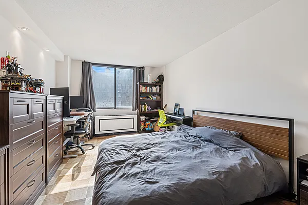 275 West 96th Street #8N in Upper West Side, Manhattan