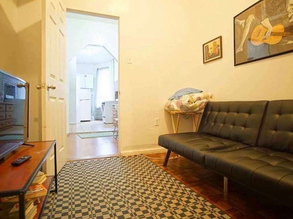 2nd image of 272 Division Ave APT 1