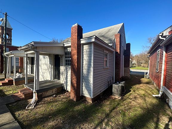 2nd image of 258 Walker St