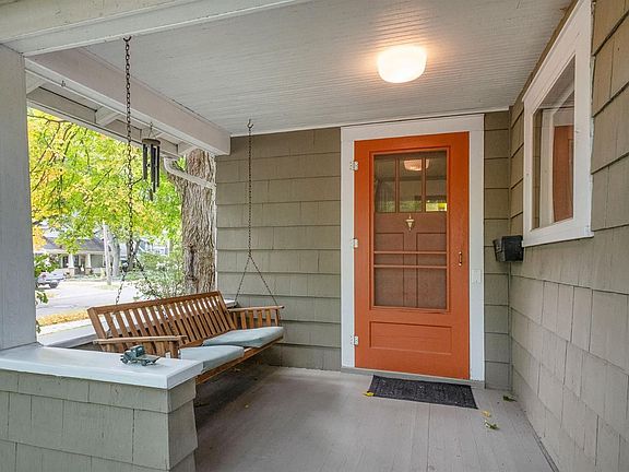 2nd image of 1401 Miller Ave
