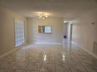 117 SE 7th St #A-1, Deerfield Beach, FL 33441