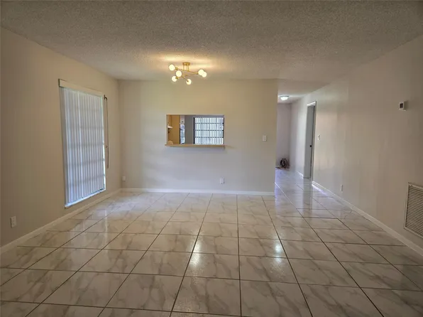 117 SE 7th Street #A1, Deerfield Beach, FL 33441