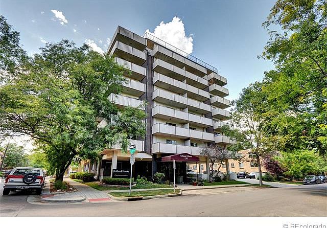 1st image of 1313 N Steele St APT 304