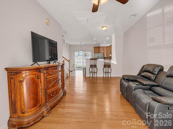 3rd image of 311 Sandy Spring Ln