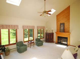37 W Windy Bush Ln, Sparta, NJ 07871