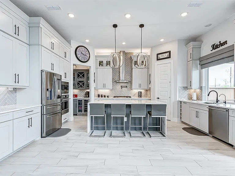 9903 Regal Bend Dr — Photo 11